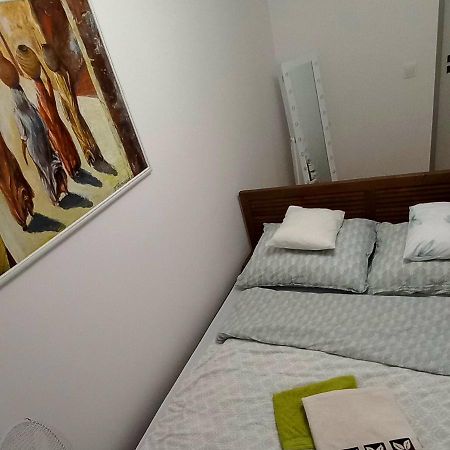 Nice Apartament With Small Tub Varşova Dış mekan fotoğraf