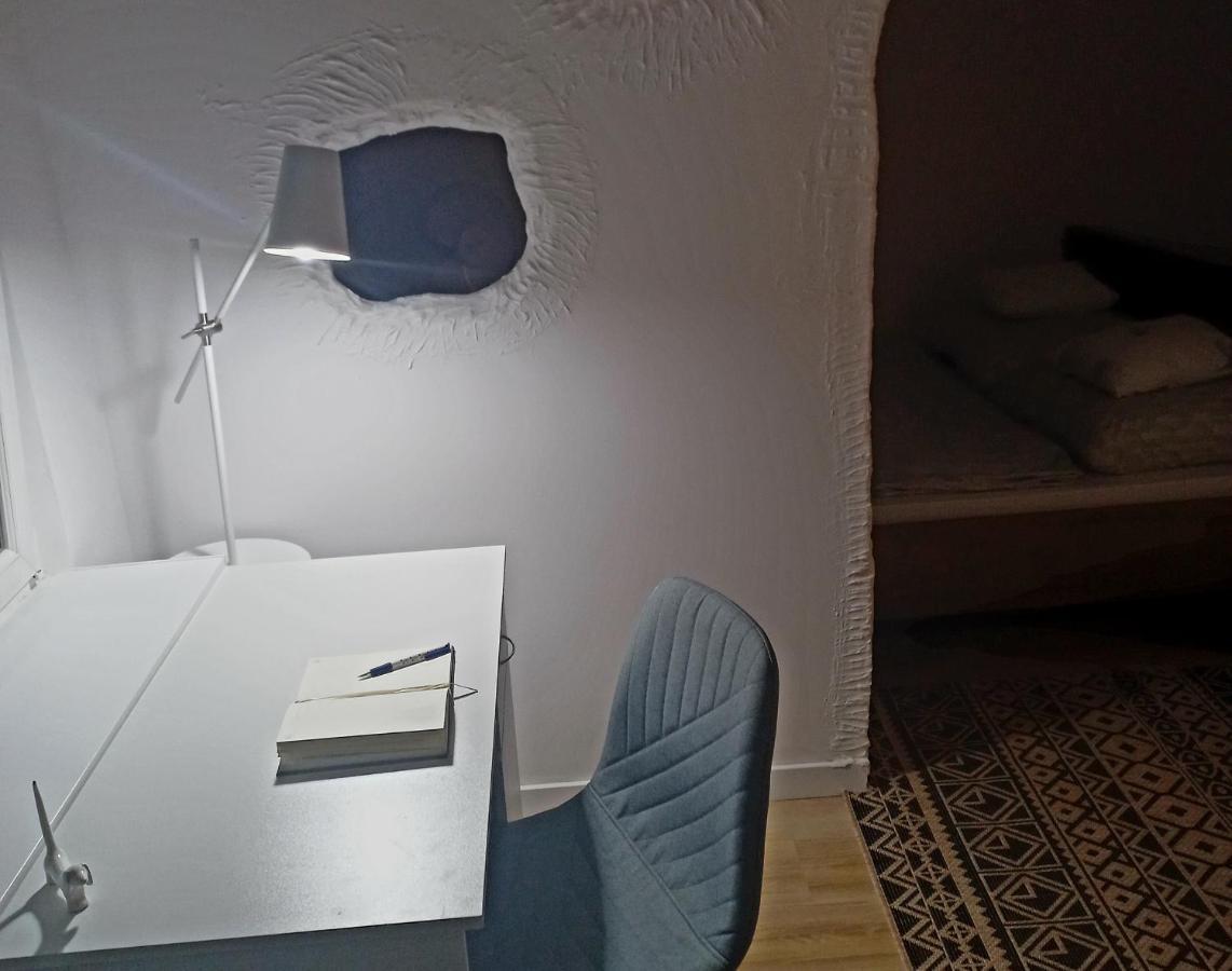 Nice Apartament With Small Tub Varşova Dış mekan fotoğraf